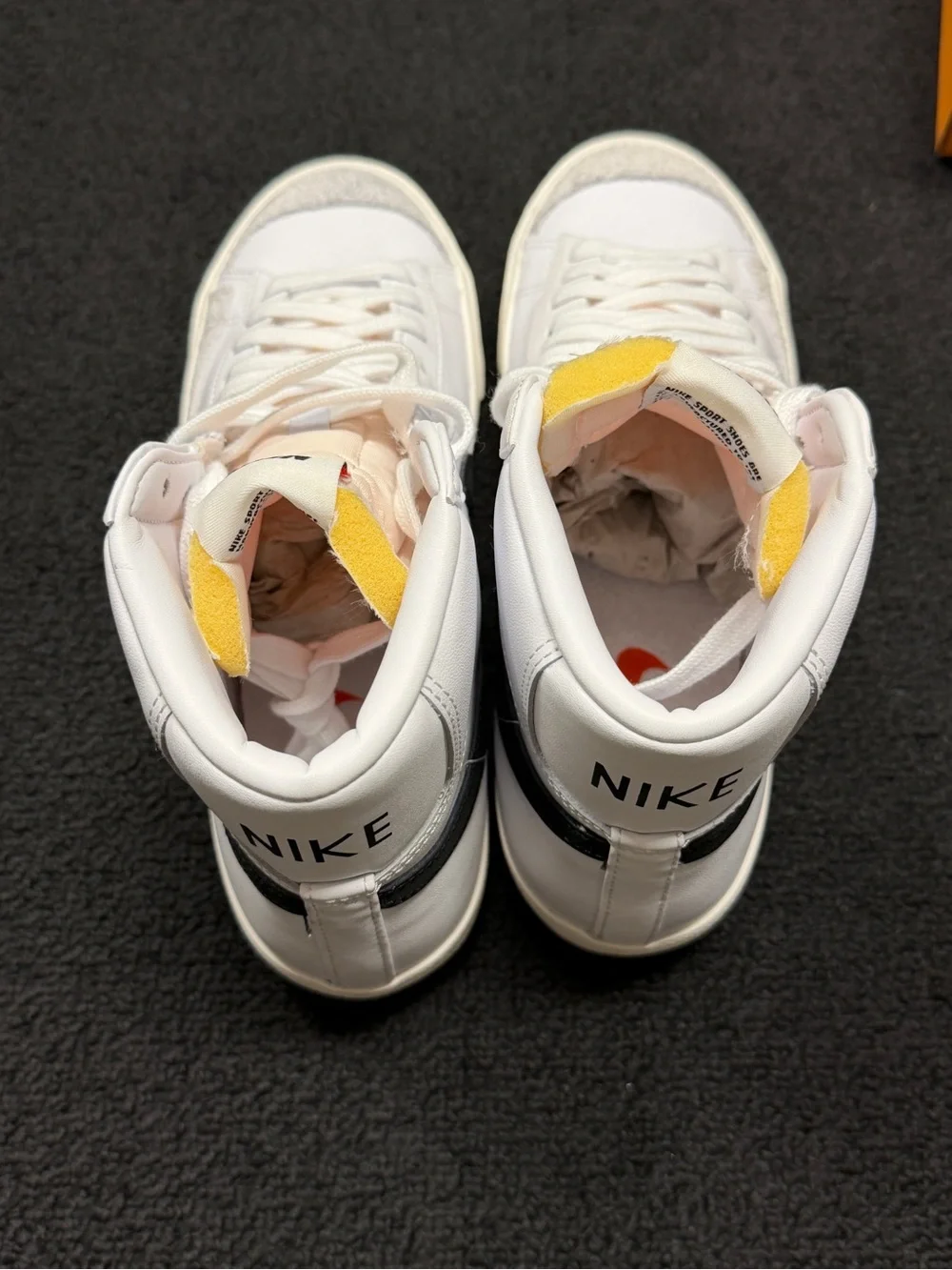 Brand new Nike Blazer Mid 77 Vintage size women’s 7.5